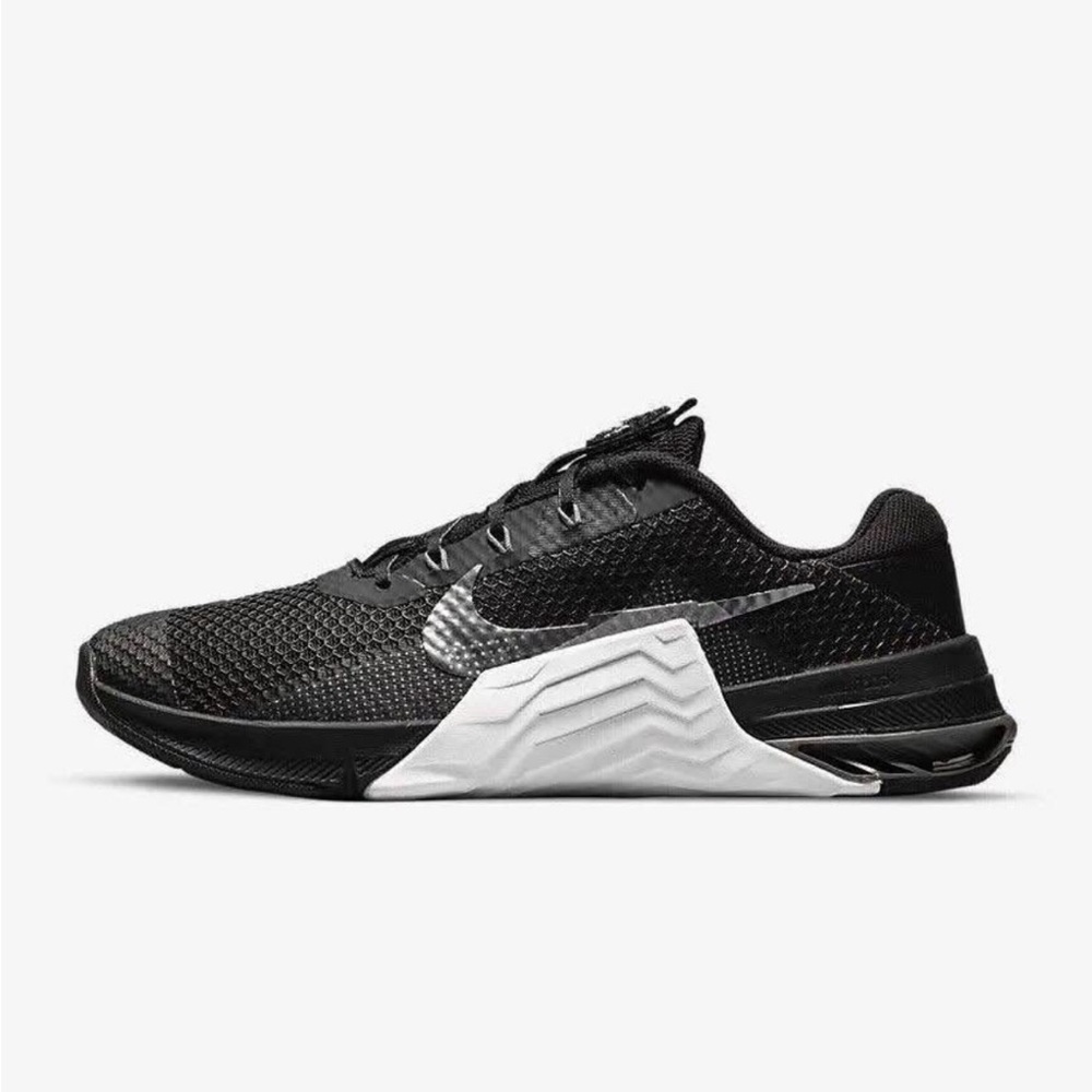 Nike Women’s Metcon 7